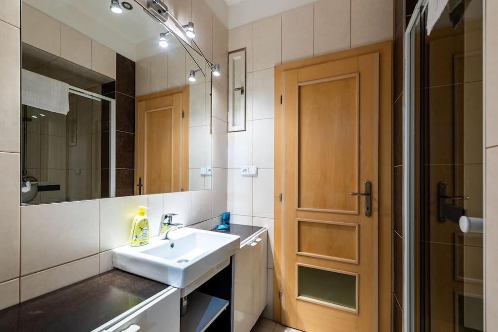 Lighthouse Apartment Πράγα Εξωτερικό φωτογραφία